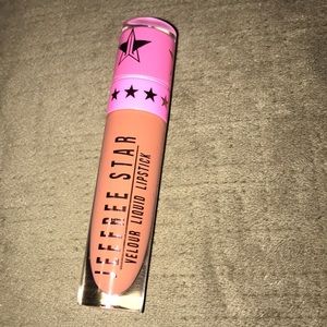 Jeffree Star liquid lipstick-Allegedly